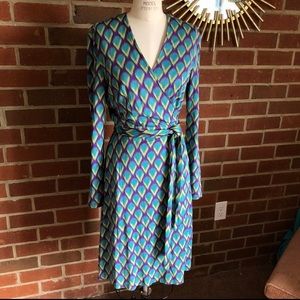 Vintage 1992 90's Silk Teal Peacock Print DVF Diane Von Furstenberg Wrap Dress